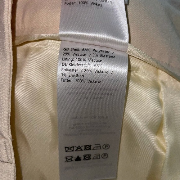 NWT SAMSOE & SAMSOE Fally Shorts 13104 Soft Pink, Size Large - Picture 6 of 7